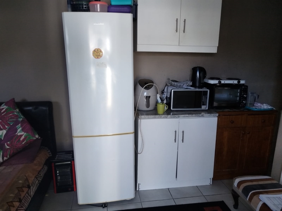 2 Bedroom Property for Sale in Electric City Western Cape